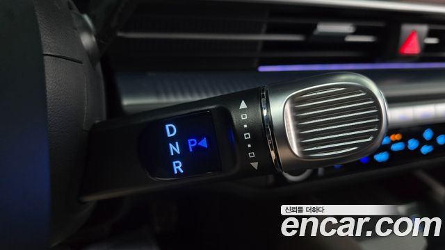 Hyundai Ioniq 6 Long Range Exclusive + 2023 — фото 9