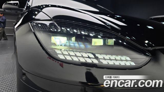 Hyundai Ioniq 6 Long Range Exclusive + 2023 — фото 28
