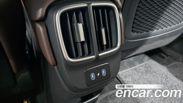Hyundai Ioniq 6 Long Range Exclusive + 2023 — фото 36