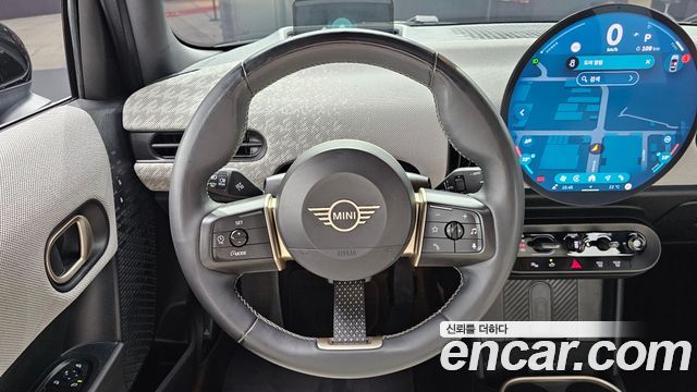 MINI Cooper S (IV) 5 Door Favoured 2025 — фото 13