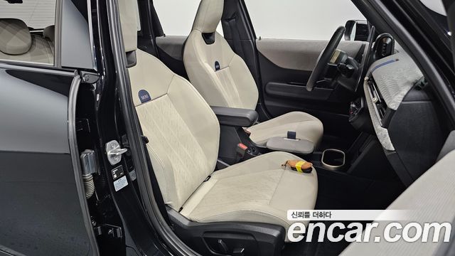 MINI Cooper S (IV) 5 Door Favoured 2025 — фото 26