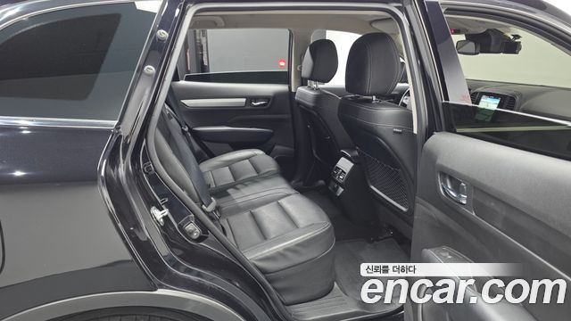 Renault Korea QM6 2.0 LPe LE Signature 2WD 2022 — фото 11