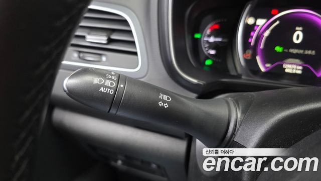 Renault Korea QM6 2.0 LPe LE Signature 2WD 2022 — фото 16