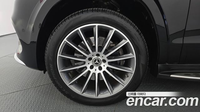 Mercedes-Benz GLS-Class (X166) GLS500 4MATIC 2019 — фото 5