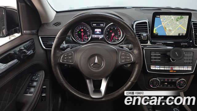 Mercedes-Benz GLS-Class (X166) GLS500 4MATIC 2019 — фото 14