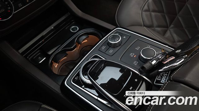 Mercedes-Benz GLS-Class (X166) GLS500 4MATIC 2019 — фото 18
