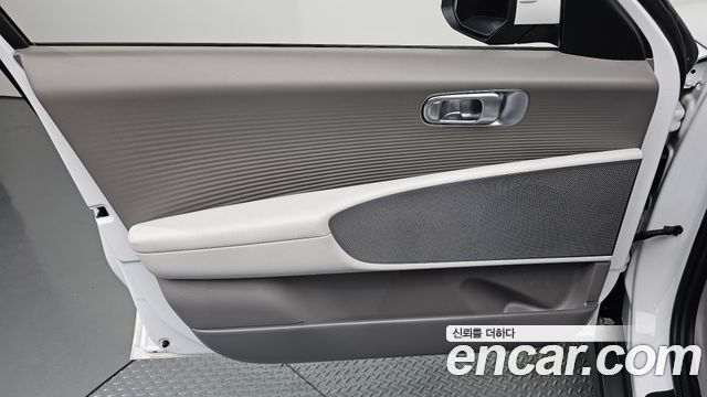 Hyundai Ioniq 6 Long Range Exclusive 2023 — фото 24