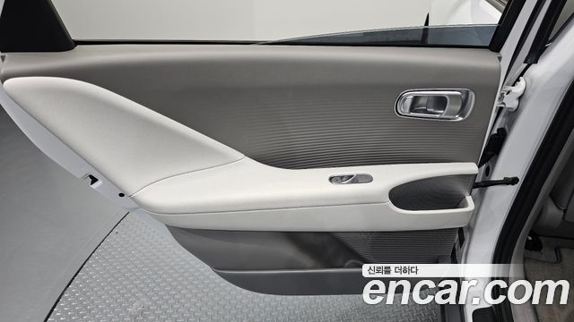 Hyundai Ioniq 6 Long Range Exclusive 2023 — фото 25