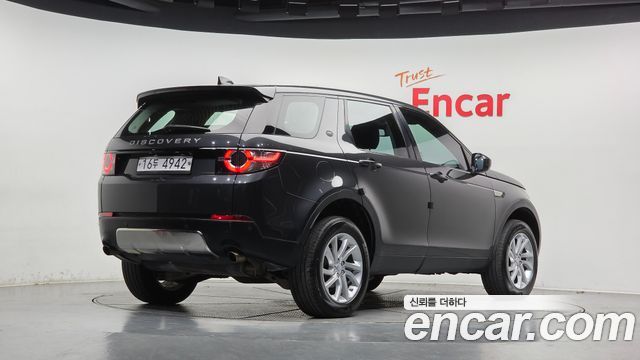 Land Rover Discovery Sport 2.0 TD4 SE 2018 — фото 2
