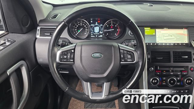Land Rover Discovery Sport 2.0 TD4 SE 2018 — фото 13