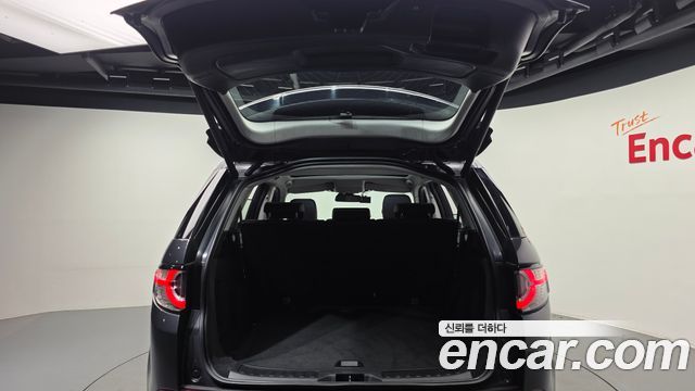 Land Rover Discovery Sport 2.0 TD4 SE 2018 — фото 20