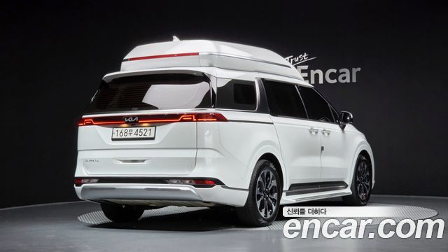 Kia Carnival (IV) Gasoline 4-Seater Hi-Limousine Signature 2023 — фото 2