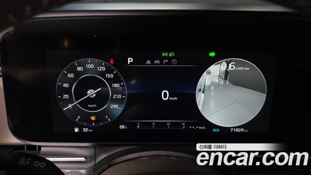 Kia Carnival (IV) Gasoline 4-Seater Hi-Limousine Signature 2023 — фото 8