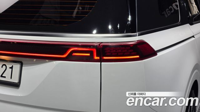 Kia Carnival (IV) Gasoline 4-Seater Hi-Limousine Signature 2023 — фото 23
