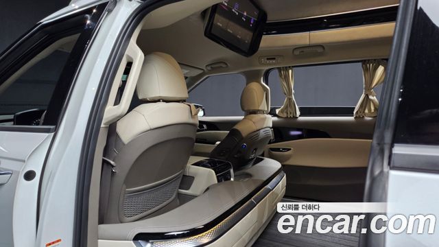 Kia Carnival (IV) Gasoline 4-Seater Hi-Limousine Signature 2023 — фото 26