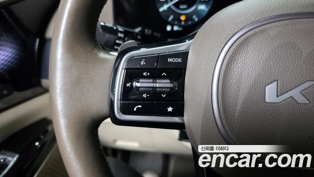 Kia Carnival (IV) Gasoline 4-Seater Hi-Limousine Signature 2023 — фото 28
