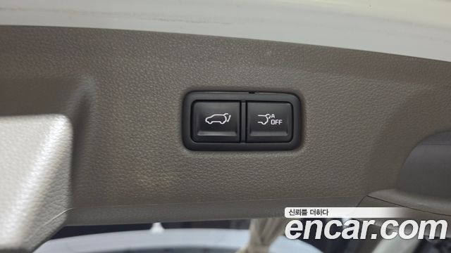 Kia Carnival (IV) Gasoline 4-Seater Hi-Limousine Signature 2023 — фото 36