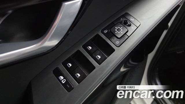 Kia Niro Signature 2022 — фото 13