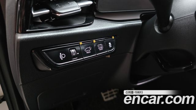 Kia Niro Signature 2022 — фото 14