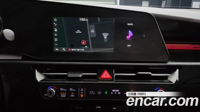 Kia Niro Signature 2022 — фото 28