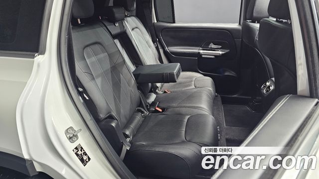 Mercedes-Benz GLB-Class (X247) GLB200 d 2024 — фото 15