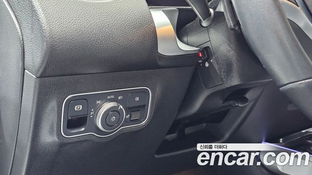 Mercedes-Benz GLB-Class (X247) GLB200 d 2024 — фото 20