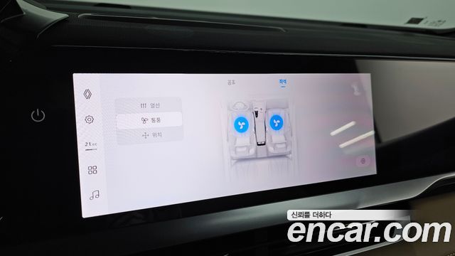 Renault Korea Grand Koleos 1.5 E-TECH Iconic 2WD 2025 — фото 16