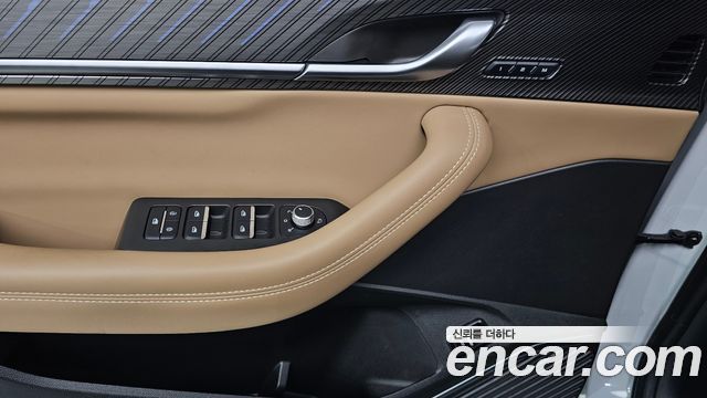 Renault Korea Grand Koleos 1.5 E-TECH Iconic 2WD 2025 — фото 18