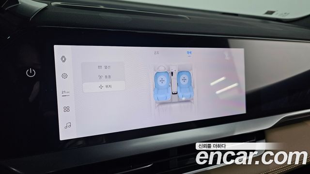 Renault Korea Grand Koleos 1.5 E-TECH Iconic 2WD 2025 — фото 33