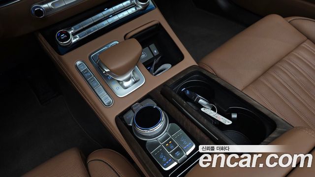 Genesis G90 3.3 T AWD Premium 2019 — фото 9