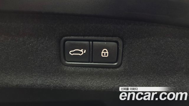 Genesis G90 3.3 T AWD Premium 2019 — фото 20