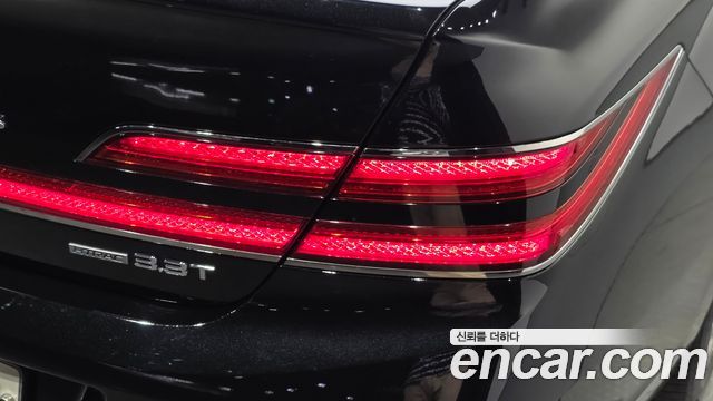 Genesis G90 3.3 T AWD Premium 2019 — фото 23
