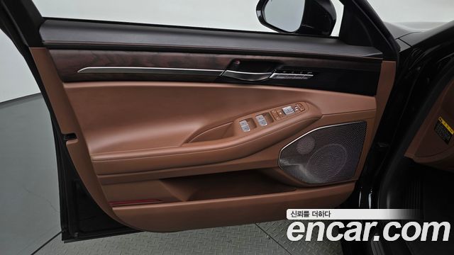 Genesis G90 3.3 T AWD Premium 2019 — фото 24