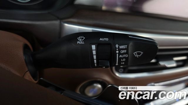 Genesis G90 3.3 T AWD Premium 2019 — фото 34