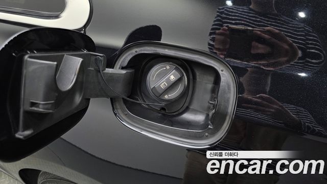 Genesis G90 3.3 T AWD Premium 2019 — фото 39