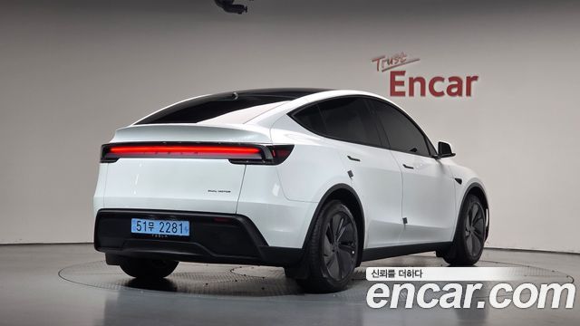 Tesla Model Y Premium Long Range AWD 2026 — фото 2
