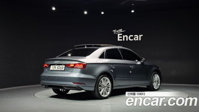 Audi A3 40 TFSI 8V 2018 — фото 2