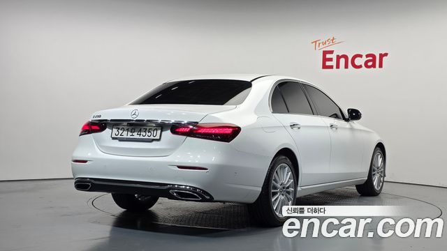Mercedes-Benz E-Class (W213) E250 Exclusive 2021 — фото 2