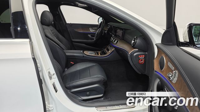 Mercedes-Benz E-Class (W213) E250 Exclusive 2021 — фото 11