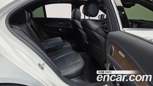 Mercedes-Benz E-Class (W213) E250 Exclusive 2021 — фото 12