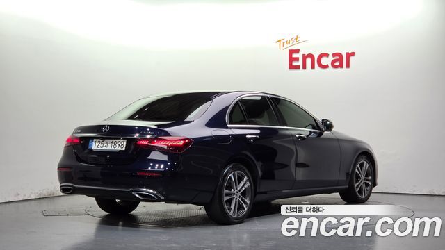 Mercedes-Benz E-Class (W213) E350 4MATIC Avantgarde 2021 — фото 2