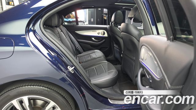Mercedes-Benz E-Class (W213) E350 4MATIC Avantgarde 2021 — фото 12