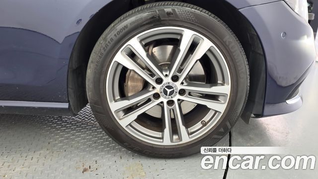 Mercedes-Benz E-Class (W213) E350 4MATIC Avantgarde 2021 — фото 21