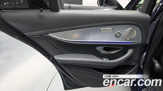 Mercedes-Benz E-Class (W213) E350 4MATIC Avantgarde 2021 — фото 25