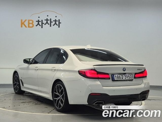 BMW 5 Series (G30) 530i M Sport Package 2023 — фото 2