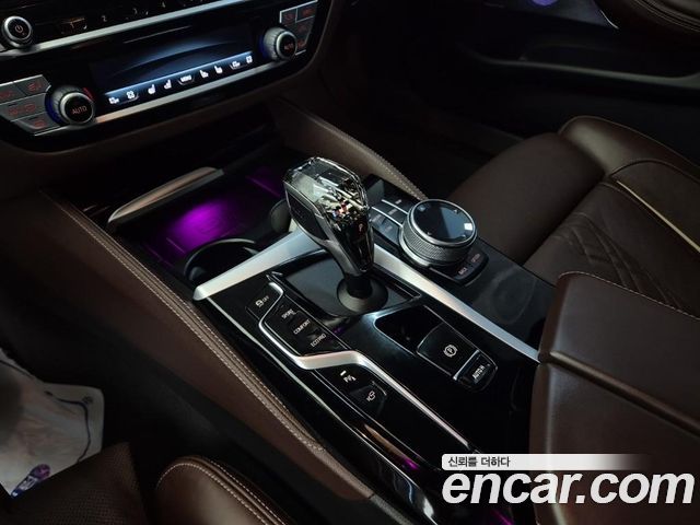 BMW 5 Series (G30) 530i M Sport Package 2023 — фото 8
