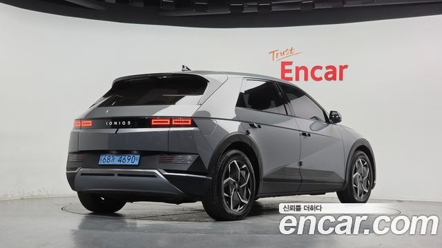 Hyundai Ioniq 5 Long range Exclusive 2022 — фото 2