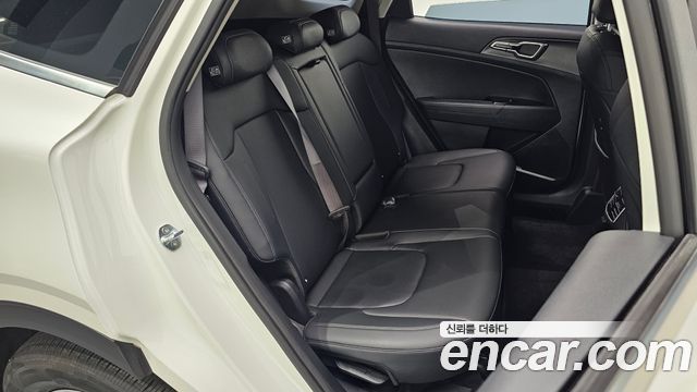Kia Sportage (V) Diesel 2.0 2WD Prestige 2024 — фото 15