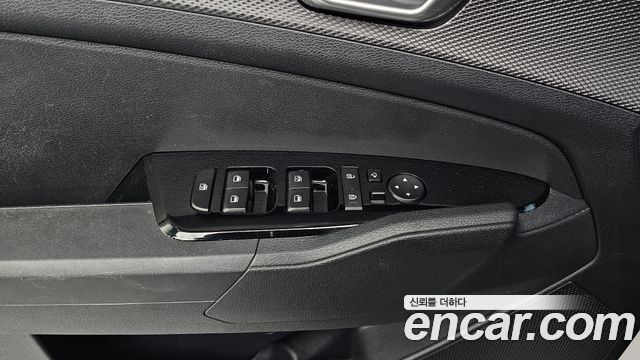 Kia Sportage (V) Diesel 2.0 2WD Prestige 2024 — фото 22