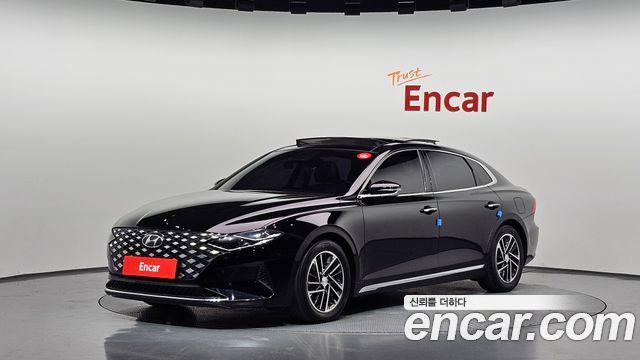 Hyundai Grandeur (IG) 3.0 LPi Rent Car Modern